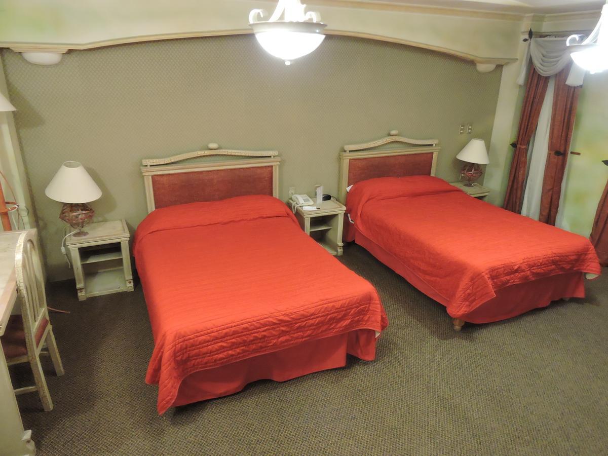 Hotel Quinta Cesar 산 후안 데 로스 라고스 외부 사진