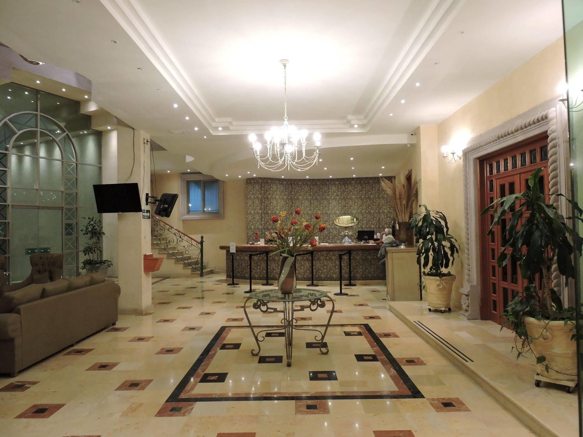 Hotel Quinta Cesar 산 후안 데 로스 라고스 외부 사진